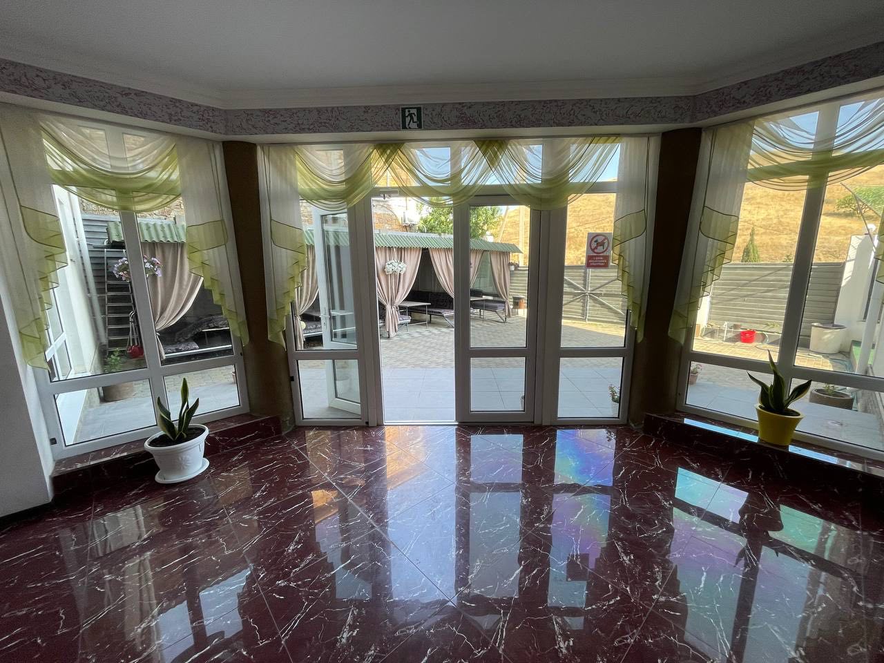 Зона ресепшн